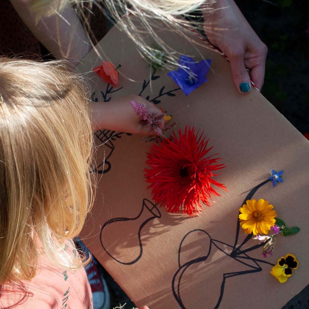 DIY Bloemstilleven van karton